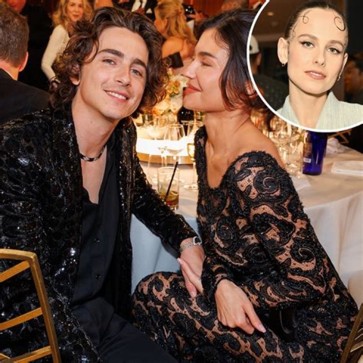 Pauline Chalamet Girlfriend: Is She A Lesbian? Relationship – Age & Instagram